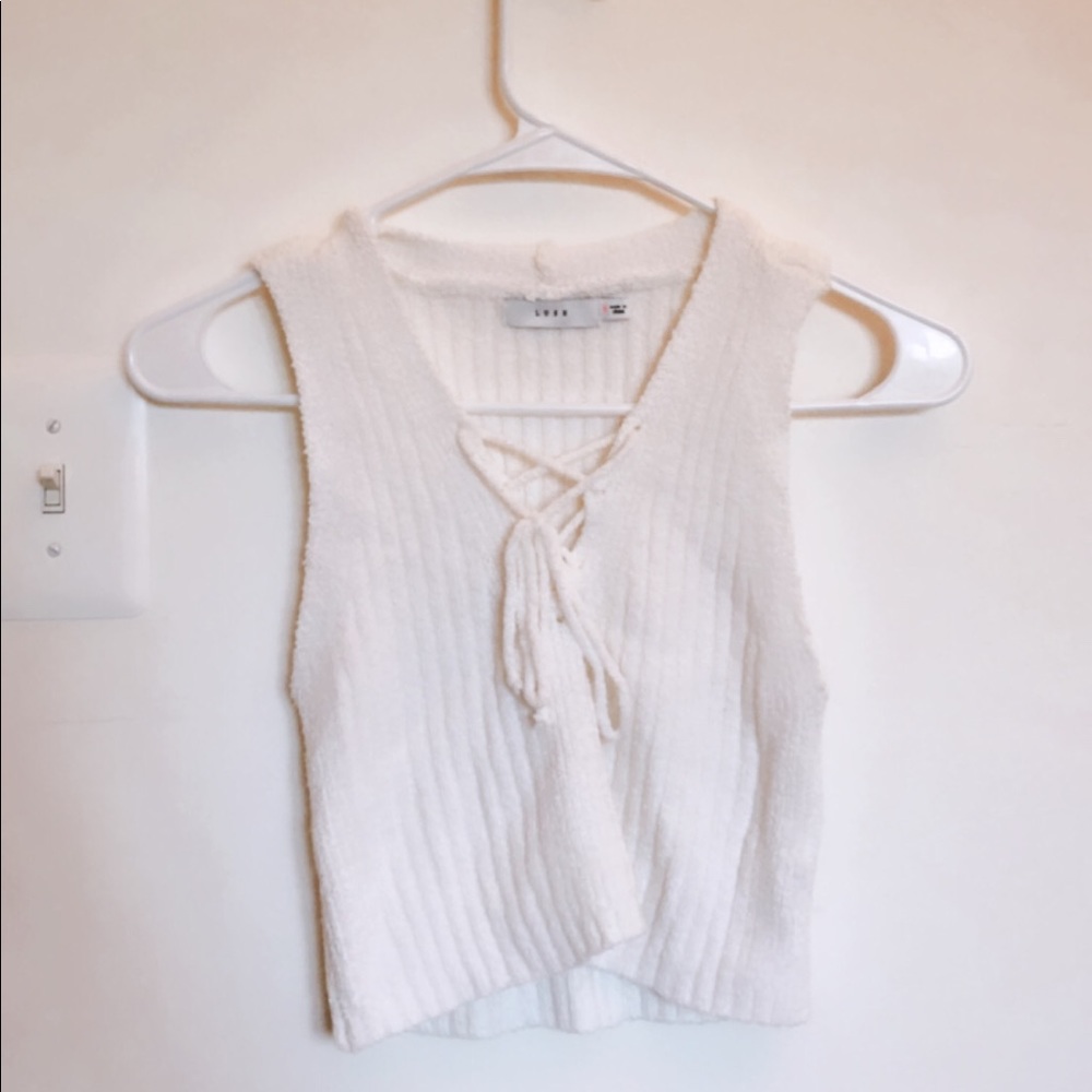 Tank - Picture 3 of 4